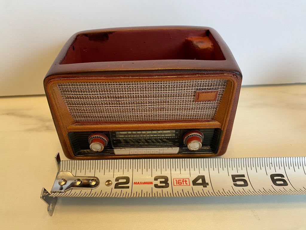 Ceramic Vintage Radio